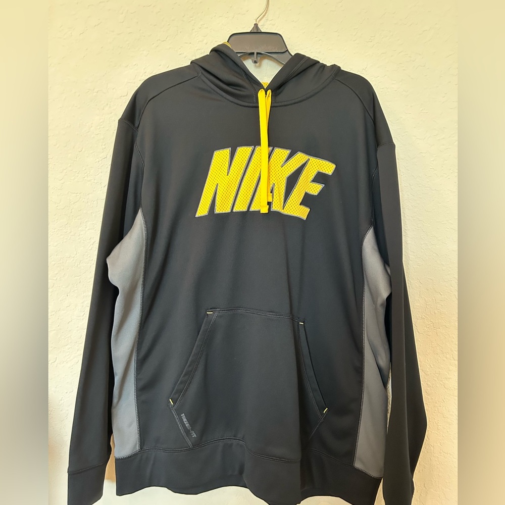 Nike hoodie